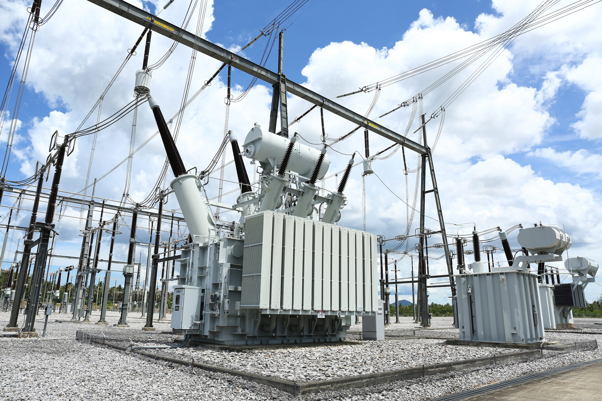 Electrical transformer